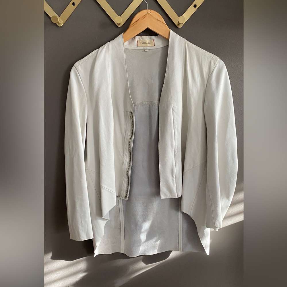 Jackett brand genuine leather white jacket size small washable leather